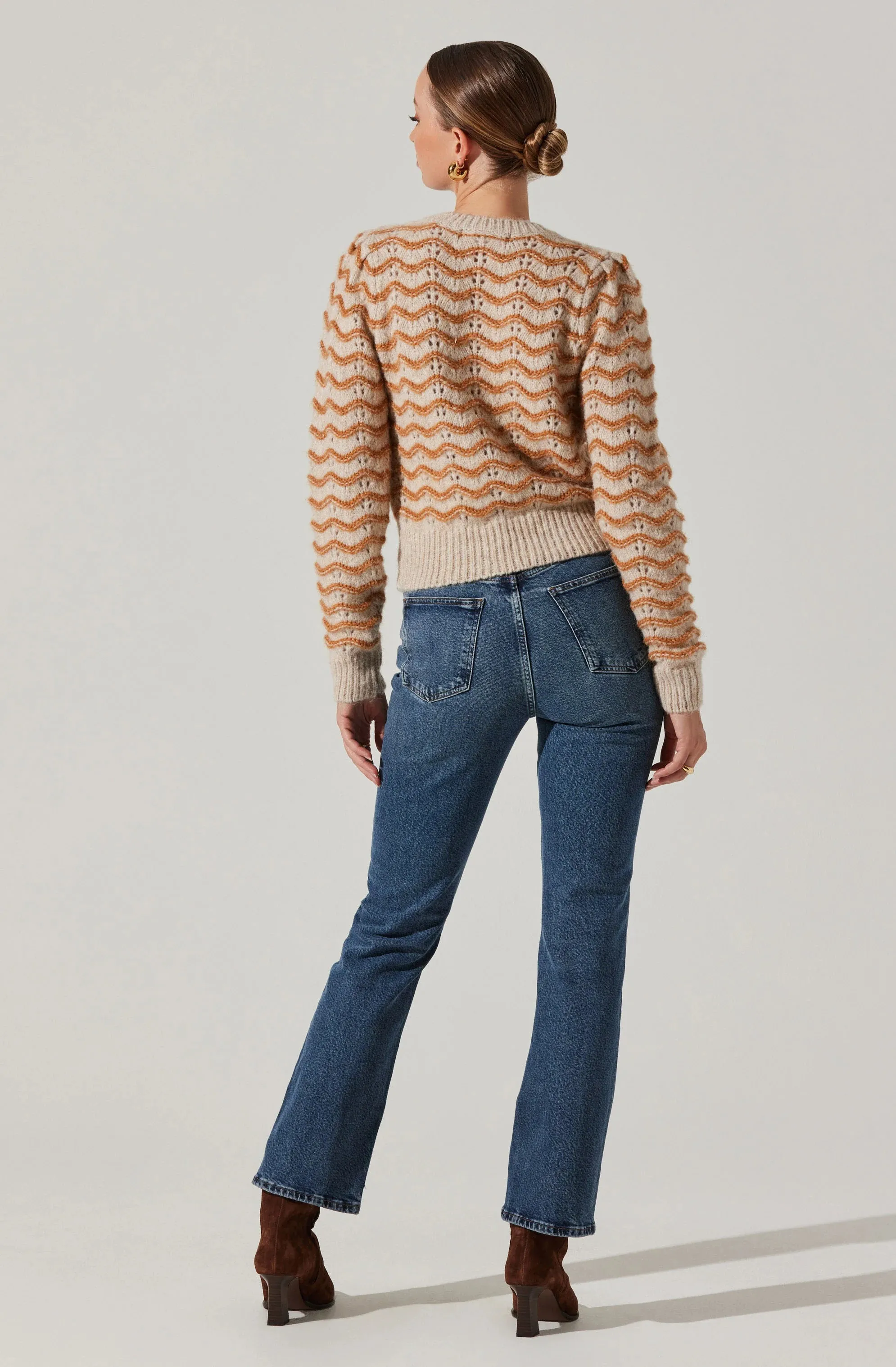 AST Jaylani Wavy Striped Sweater In Mustard Taupe