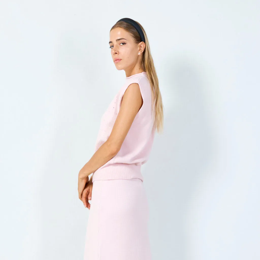 Chic sleeveless turtleneck top wholesale