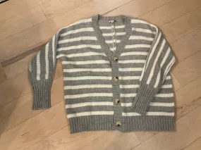 {{ClientCode}} GRAY AND CREAM ANDREE CARDIGAN, S