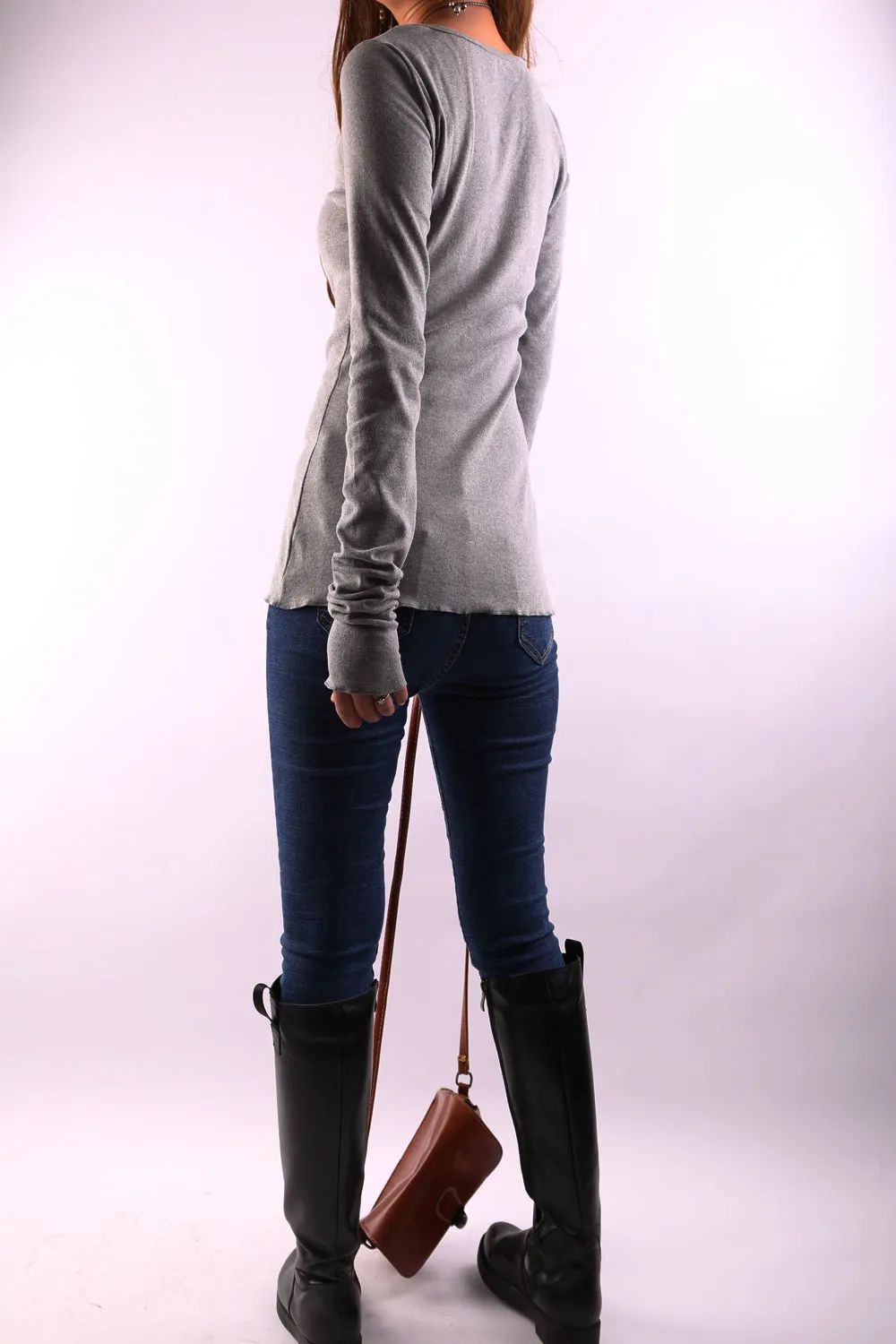 Gray t-shirt, V-neck top, bottoming Cotton t-Shirt, Women's Long Long Sleeves top, form fitting top(Y1117)