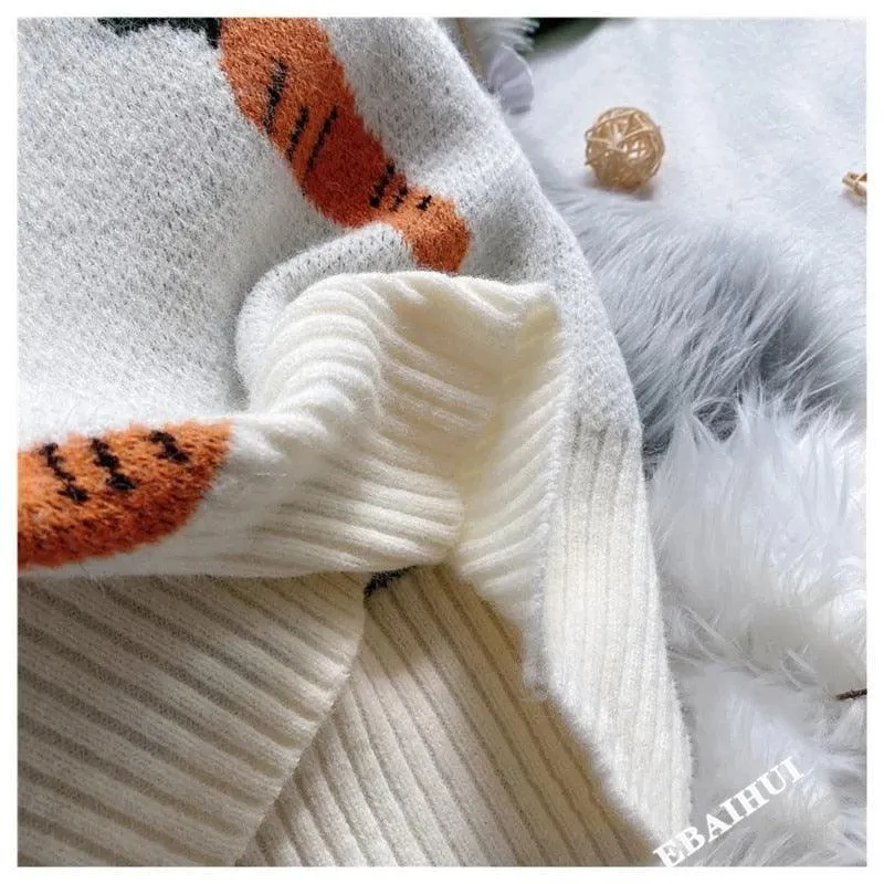Kawaii Pullover Knit Carrot Sweater - Embrace Whimsical Comfort 🥕❄️
