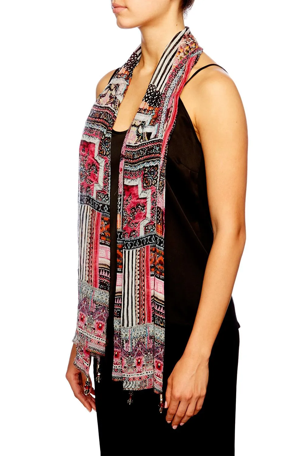 LONG SCARF STRAIGHT AND NARROW