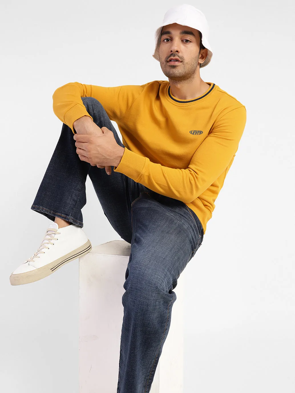 Men's Solid Crew Neck Sweatshirt