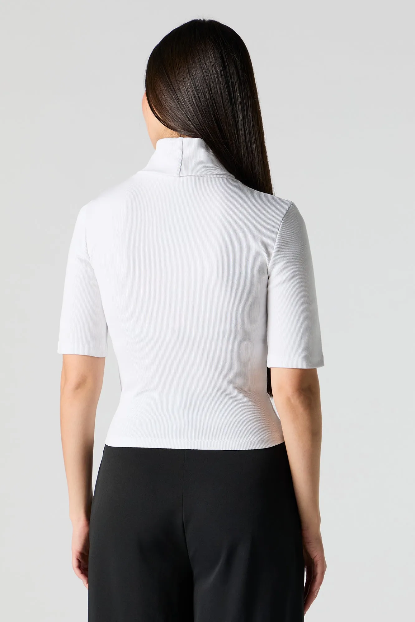 Ribbed Knit Turtleneck Short Sleeve Top