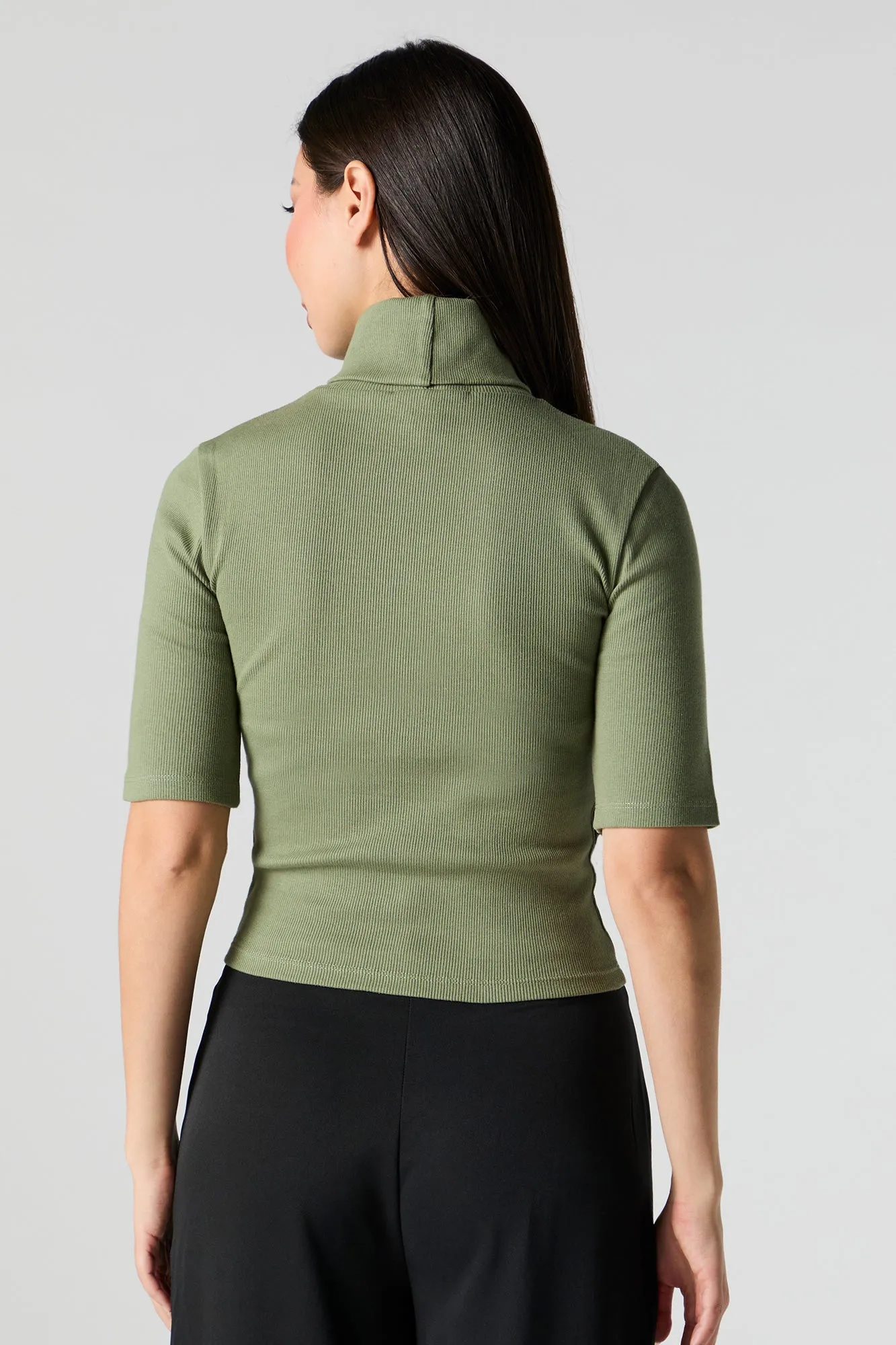 Ribbed Knit Turtleneck Short Sleeve Top