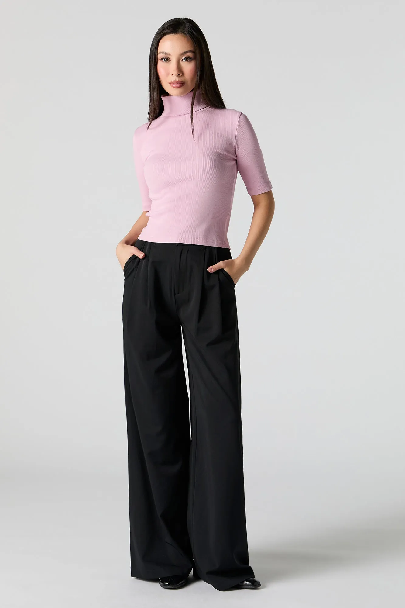 Ribbed Knit Turtleneck Short Sleeve Top