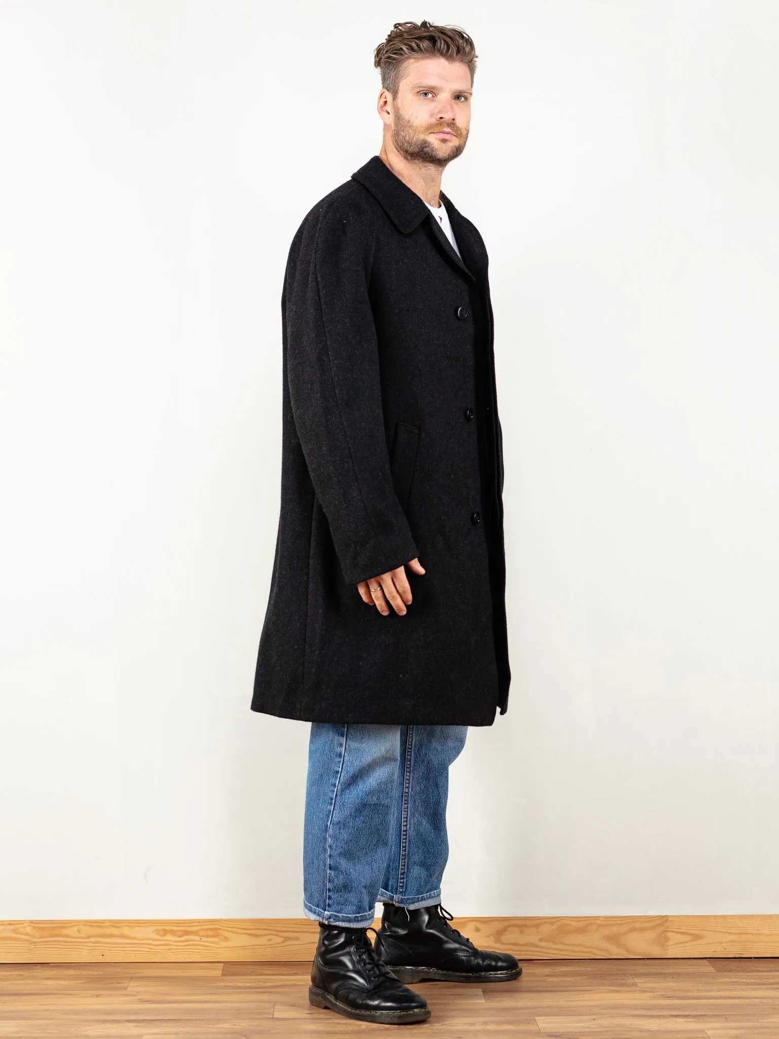 Vintage 70's Men Wool Blend Coat in Dark Grey